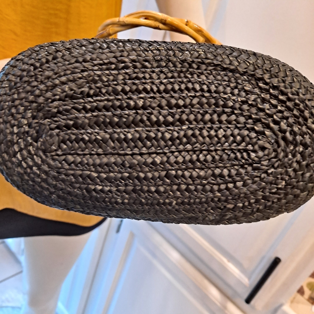 Elegant Black Woven Straw Tote with Twisted Bamboo Handles & Leather Accents - Picture 11 of 12